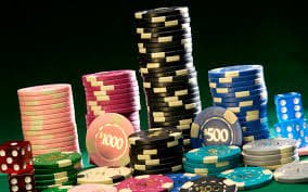 Người dùng Việt Nam khám phá sảnh game slot online đa dạng trên điện thoại